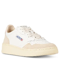 أحذية رياضية ميداليست