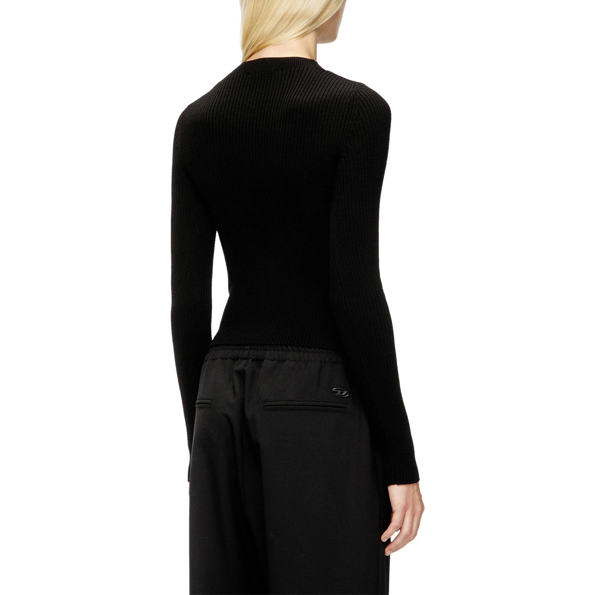 كنزات ديزل سوداء