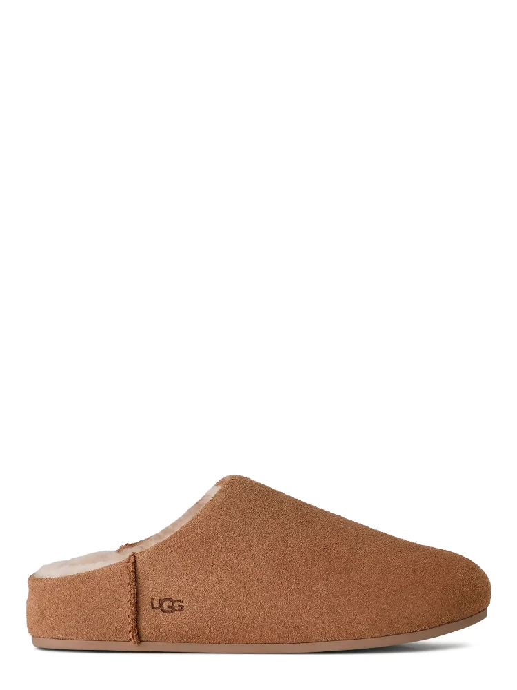 UGG Flat shoes