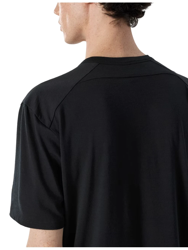 VEILANCE T-shirts and Polos Black alternative