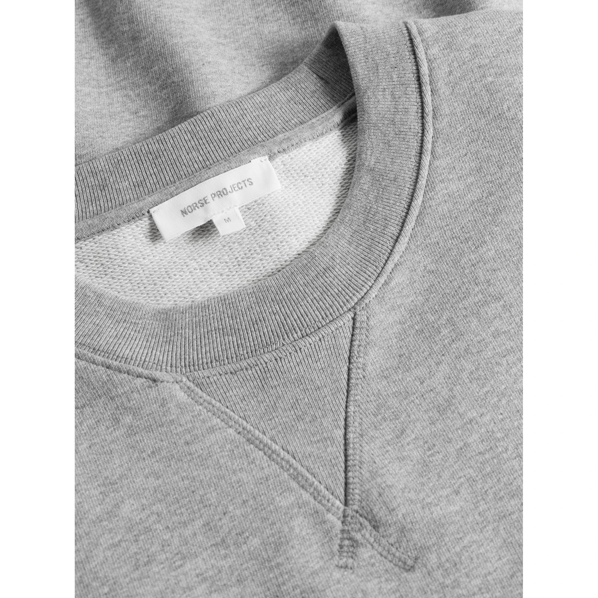 كنزات نورس بروجكتس رمادية