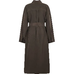 معاطف الأخت