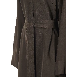 معاطف الأخت