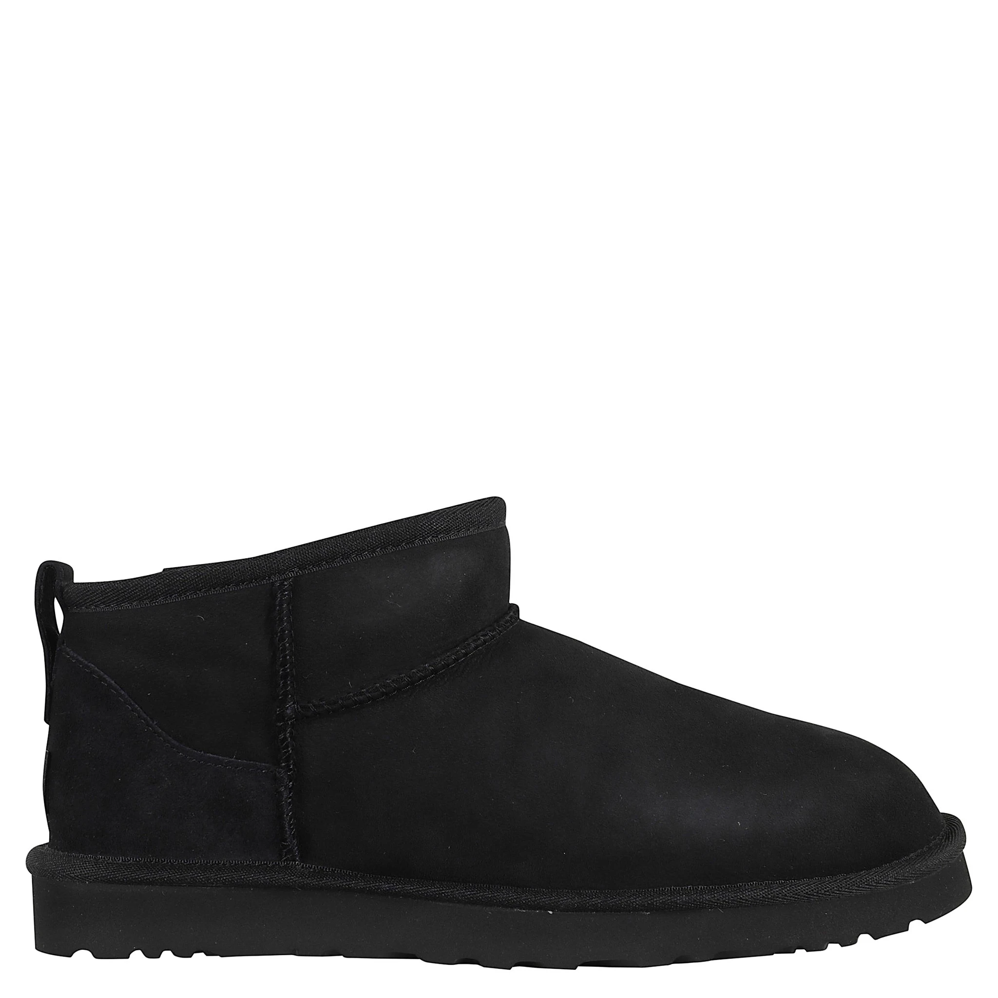 حقيبة صغيرة جدًا كلاسيكية من طراز M