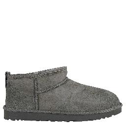 حقيبة صغيرة جدًا كلاسيكية من طراز M