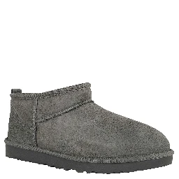 حقيبة صغيرة جدًا كلاسيكية من طراز M