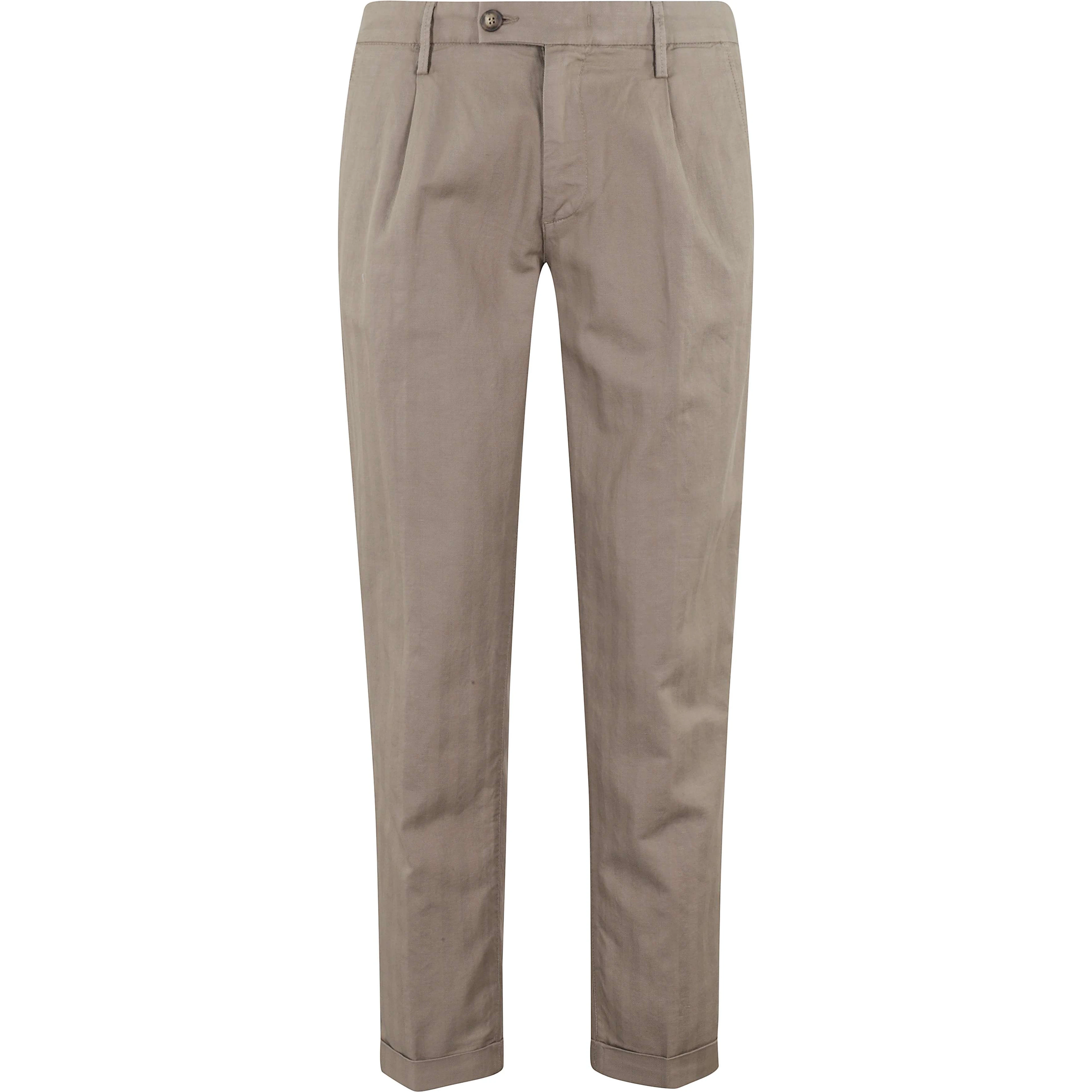 straight-leg trousers