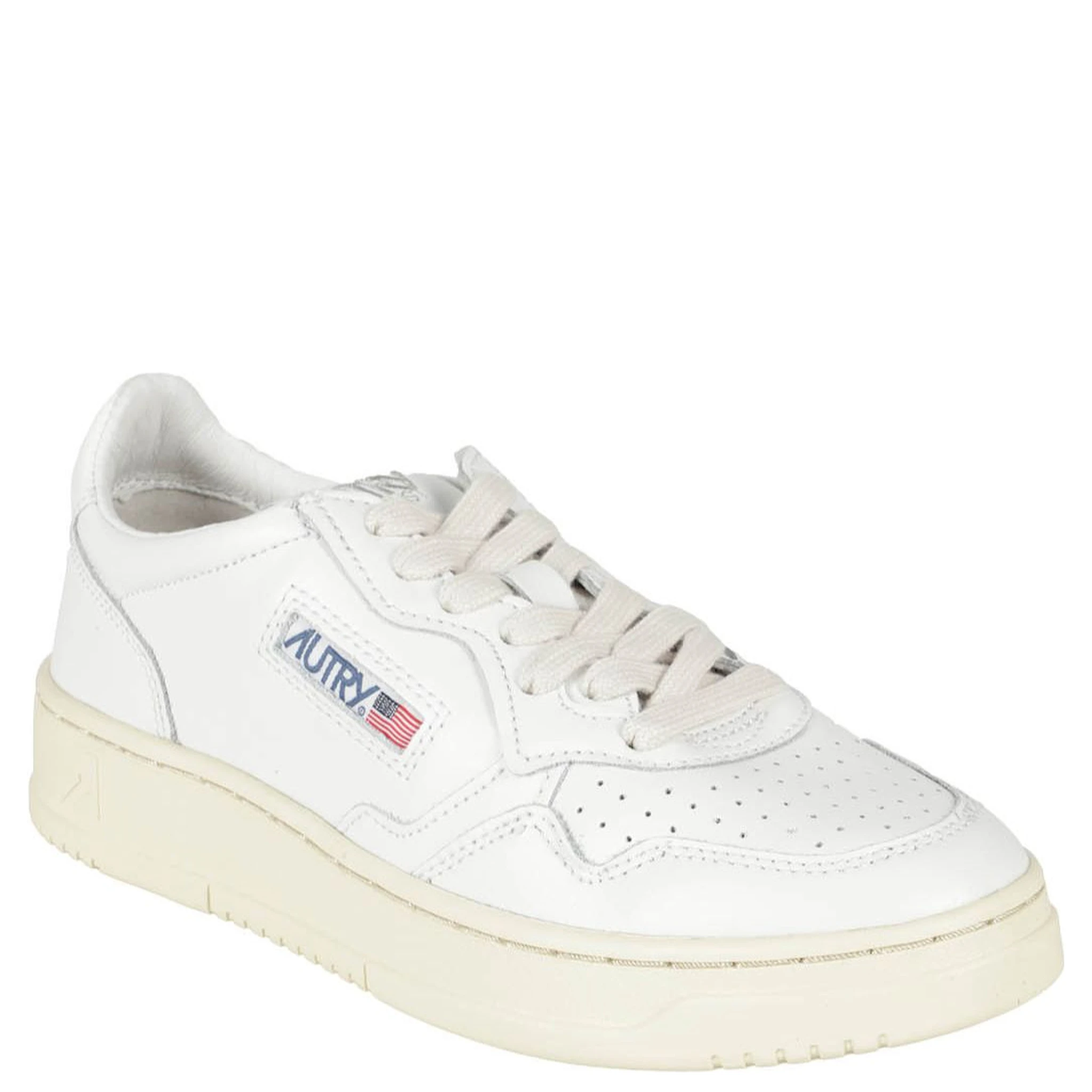 Medalist leather sneakers
