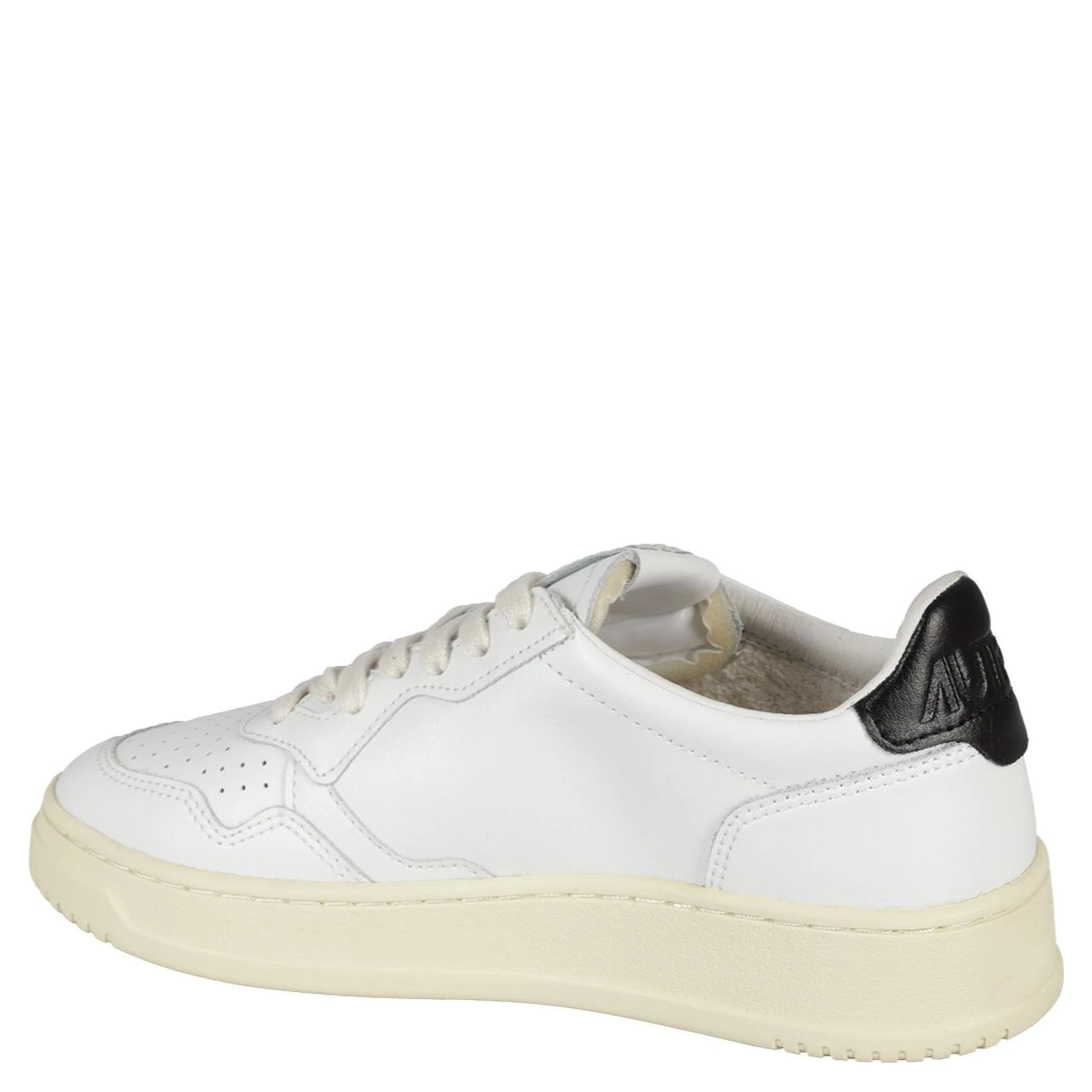 Medalist leather sneakers