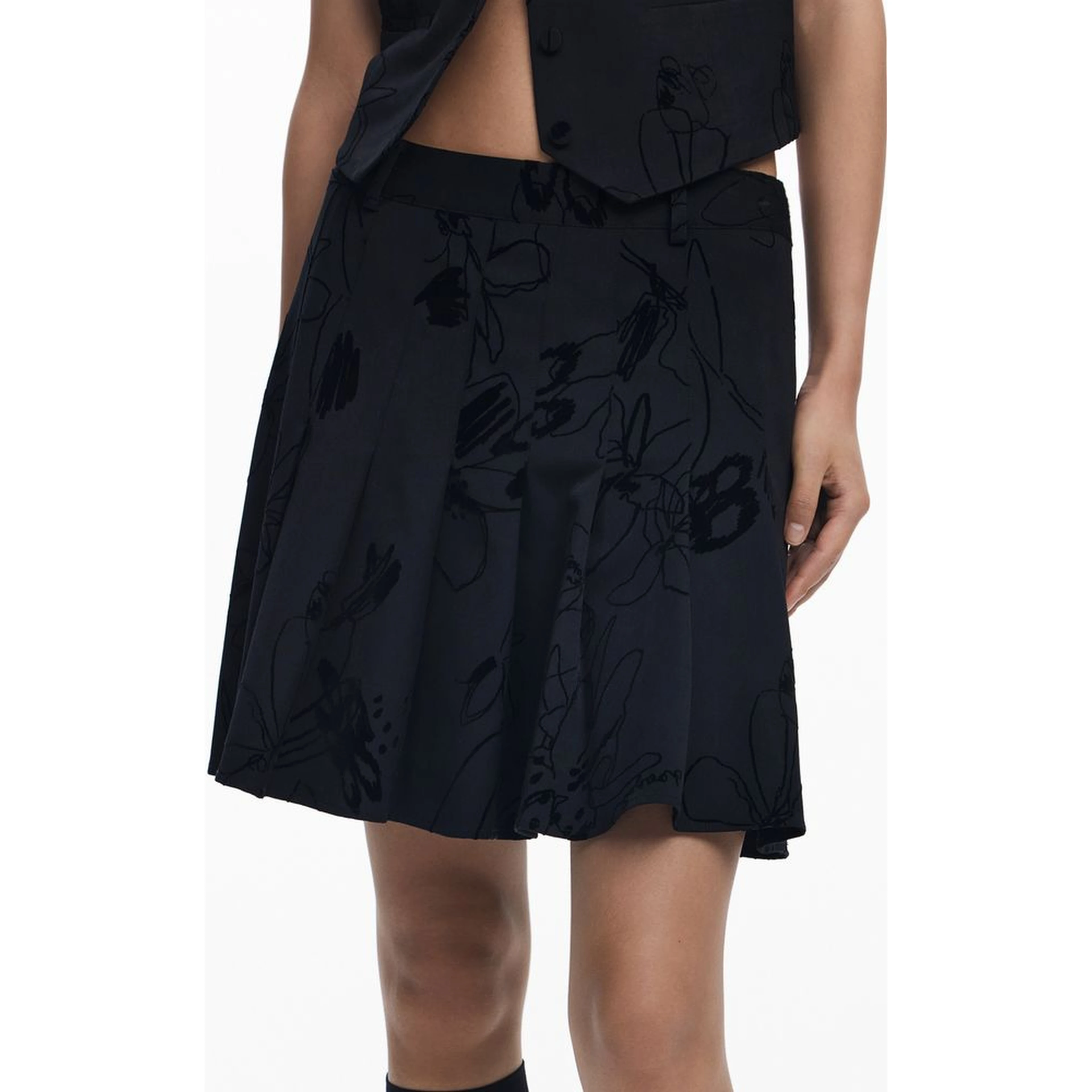 Black Polyester Women Skirt