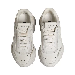 White Daymaster Low Top Sneaker Shoes