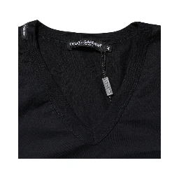 Black Cotton Plain V-Neck Men Shirt T-shirt
