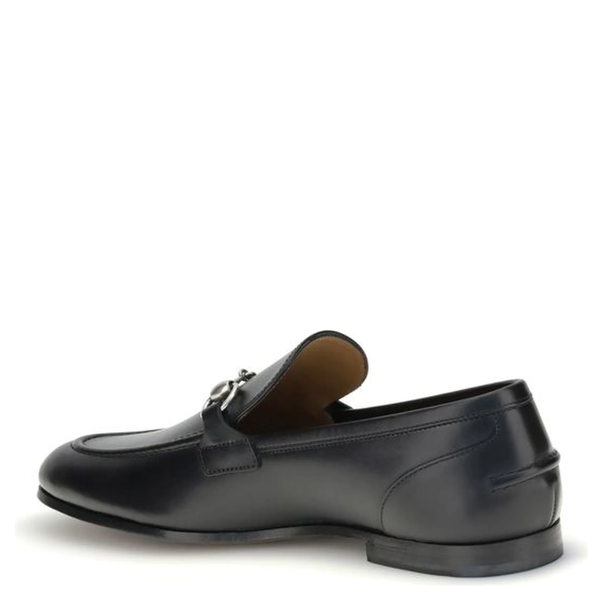 حذاء بوس توروس سهل الارتداء من جلد العجل الأسود