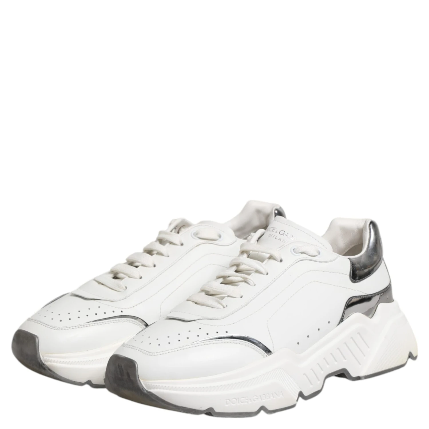 White Daymaster Leather Low Top Sneakers Shoes