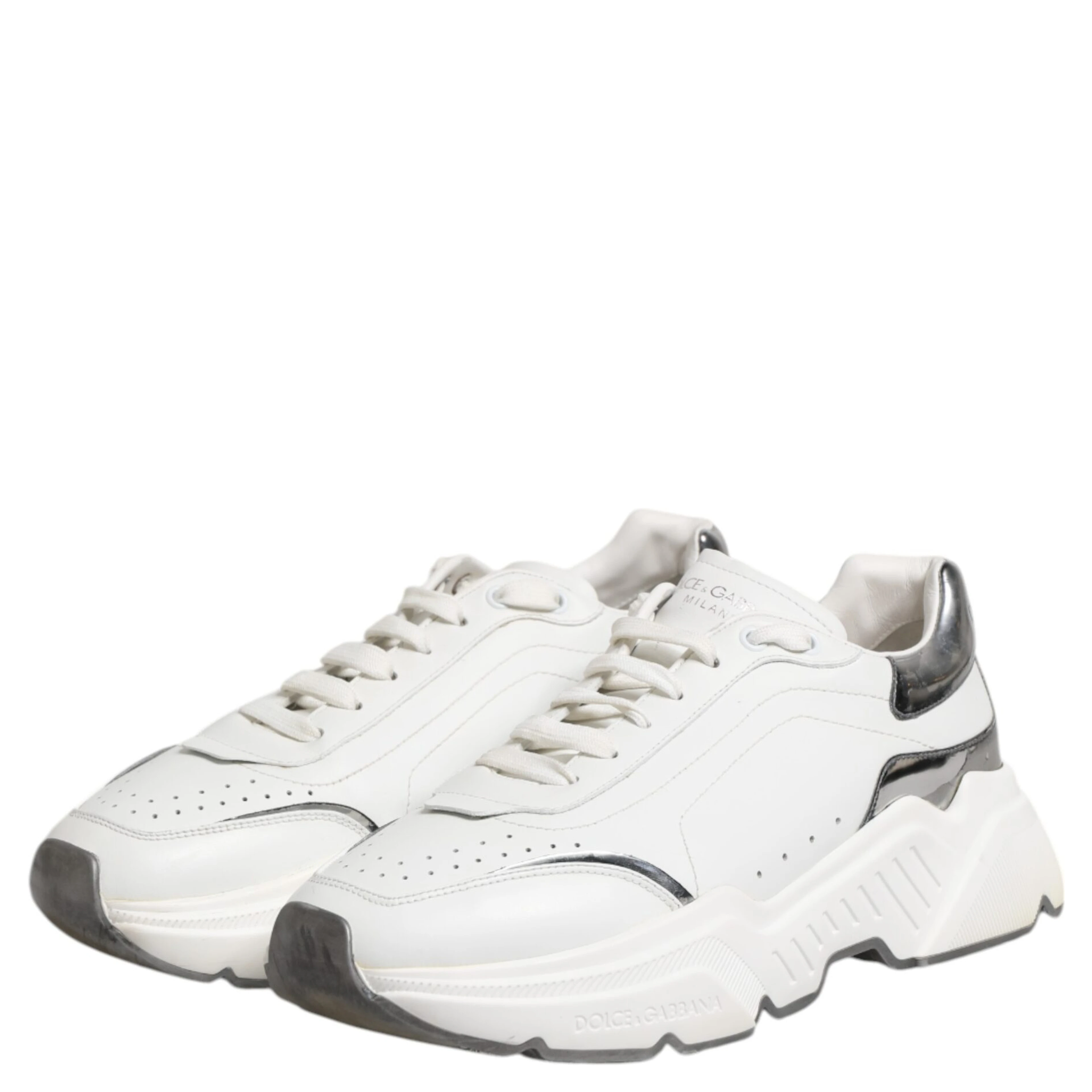 White Daymaster Leather Low Top Sneakers Shoes