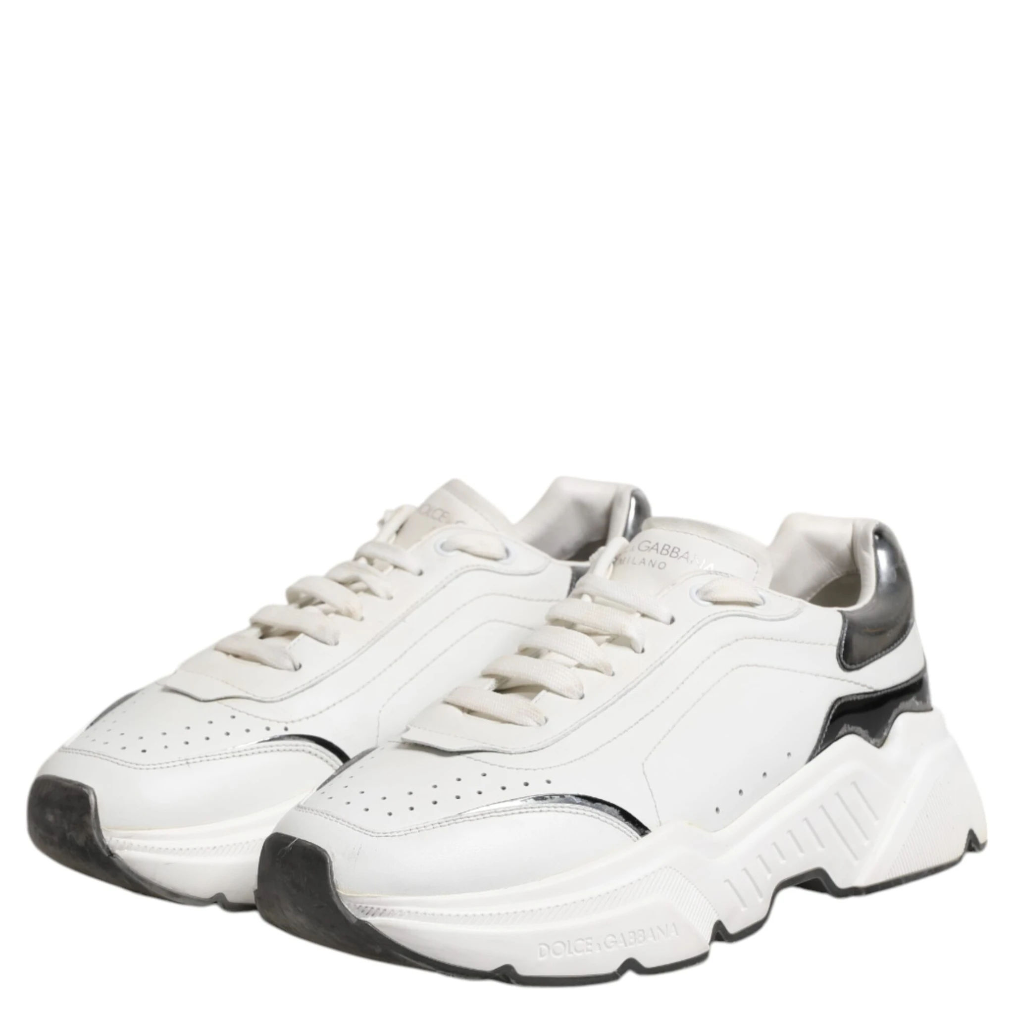 White Daymaster Leather Low Top Sneakers Shoes
