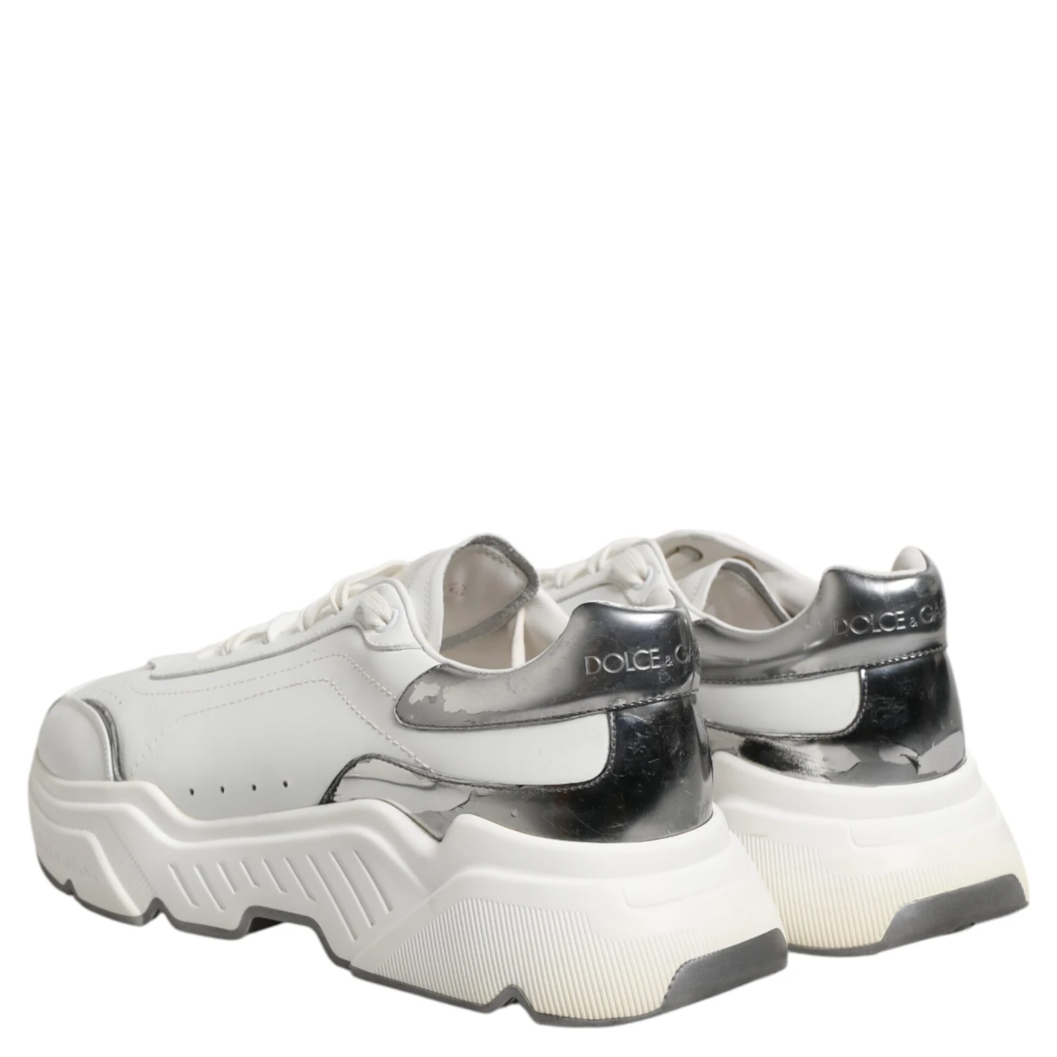 White Daymaster Leather Low Top Sneakers Shoes