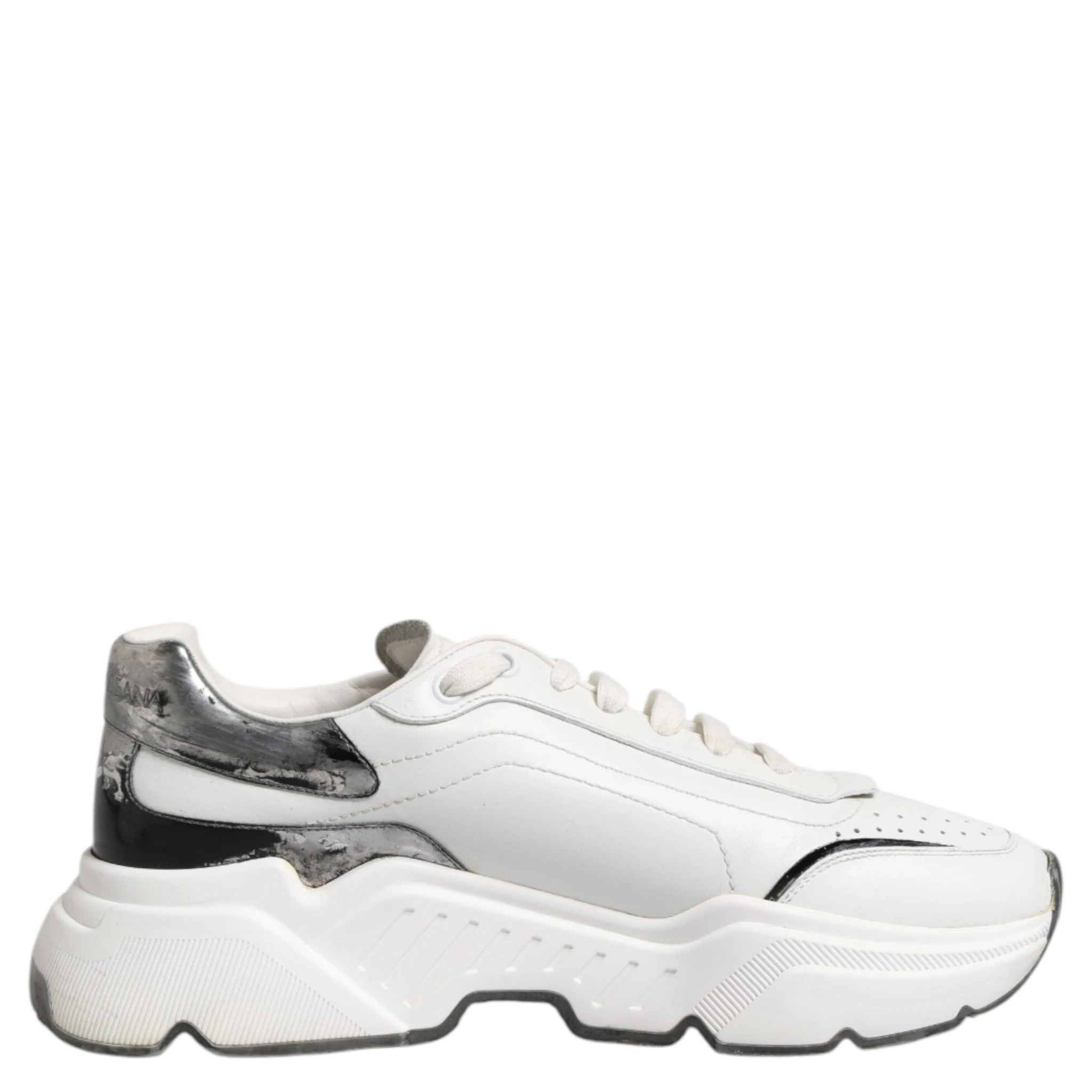 White Daymaster Leather Low Top Sneakers Shoes