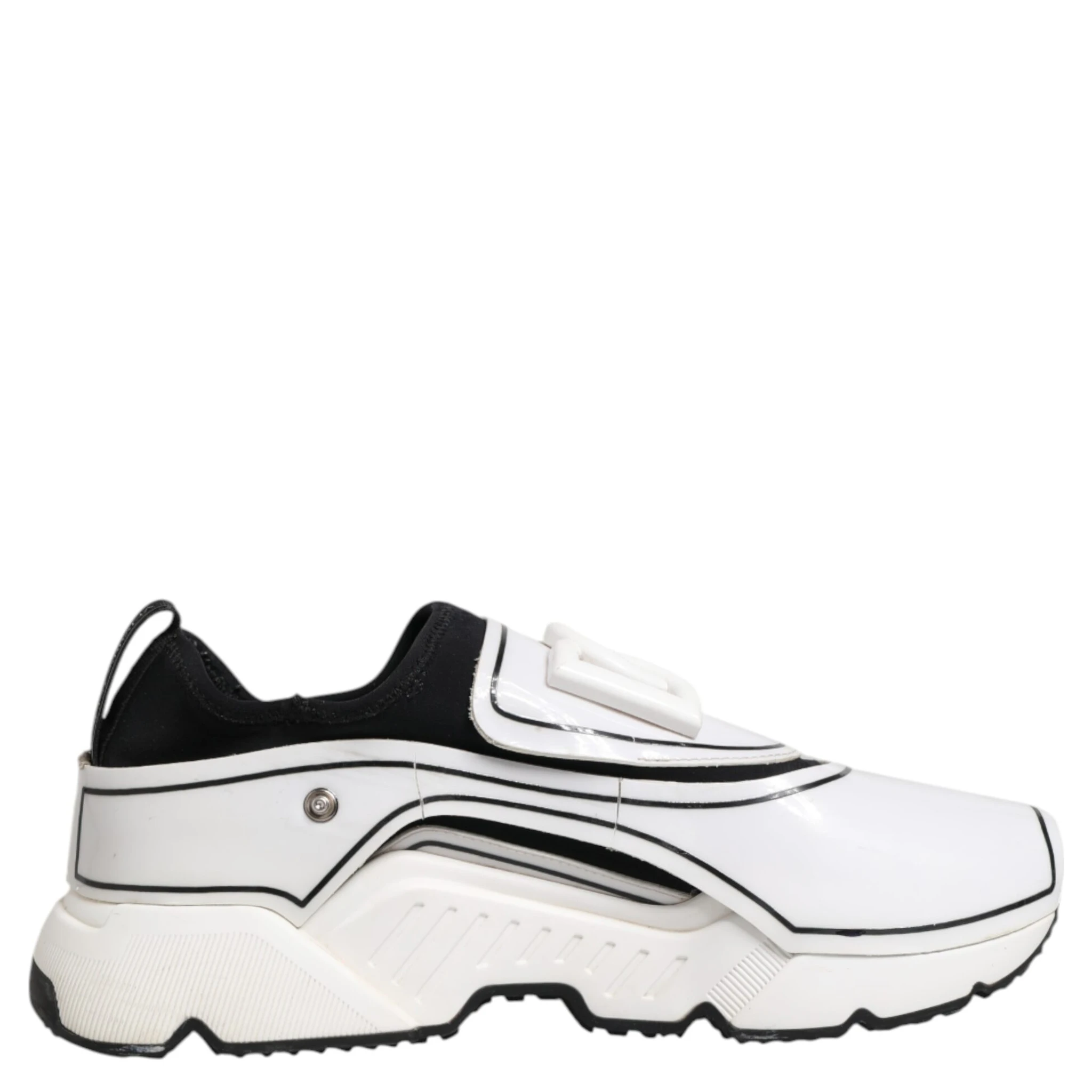 White Black Logo Plaque Daymaster Men Sneakers Shoes