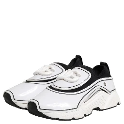 White Black Logo Plaque Daymaster Men Sneakers Shoes