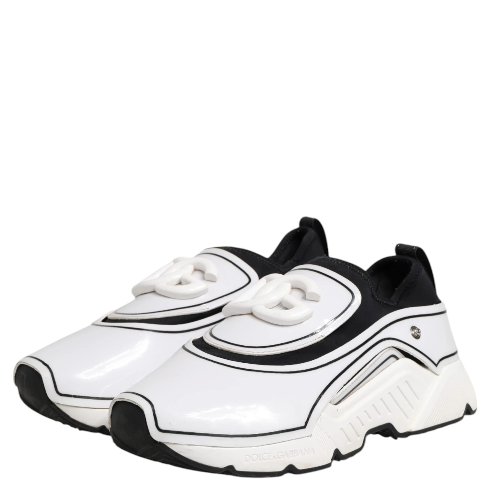 White Black Logo Plaque Daymaster Men Sneakers Shoes