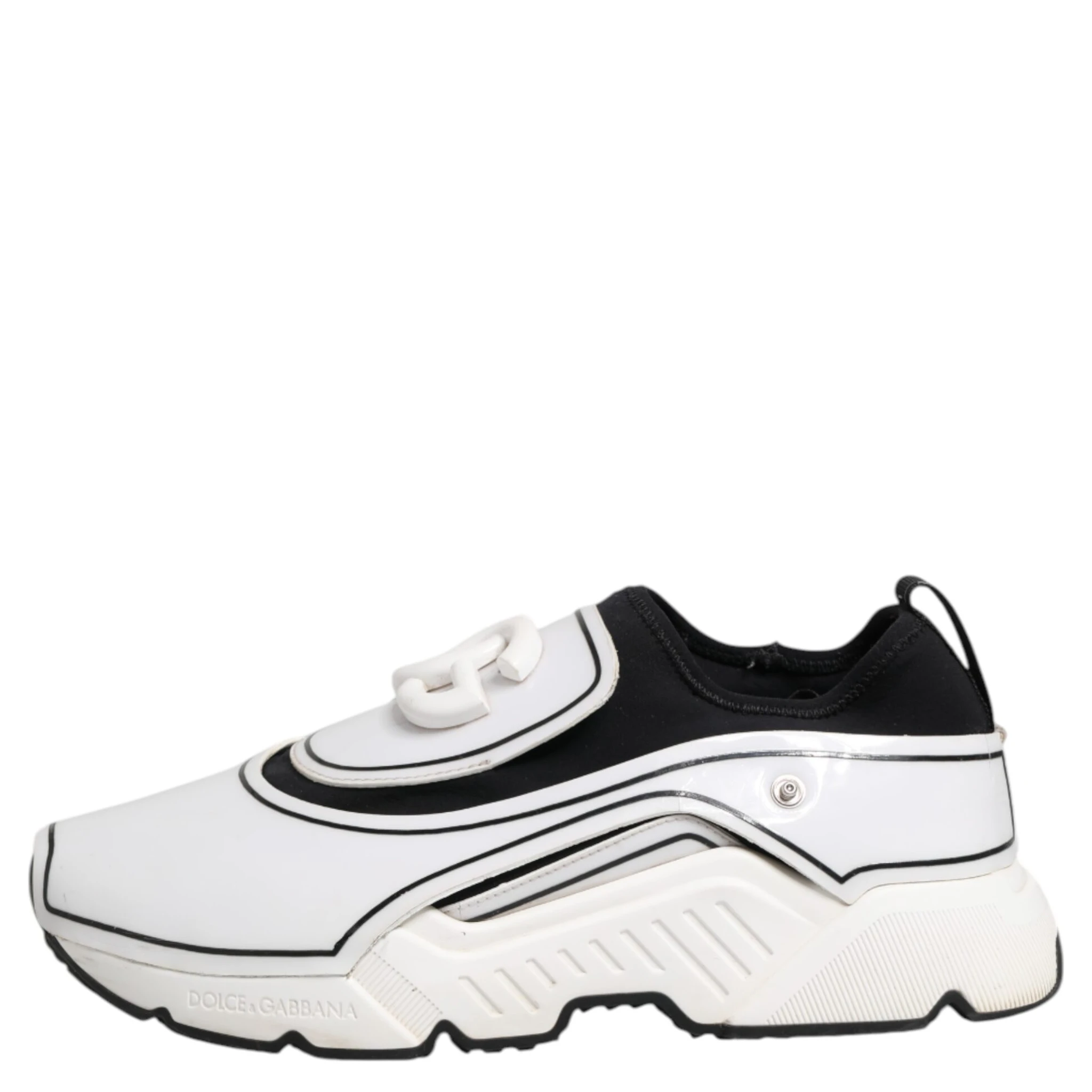 White Black Logo Plaque Daymaster Men Sneakers Shoes