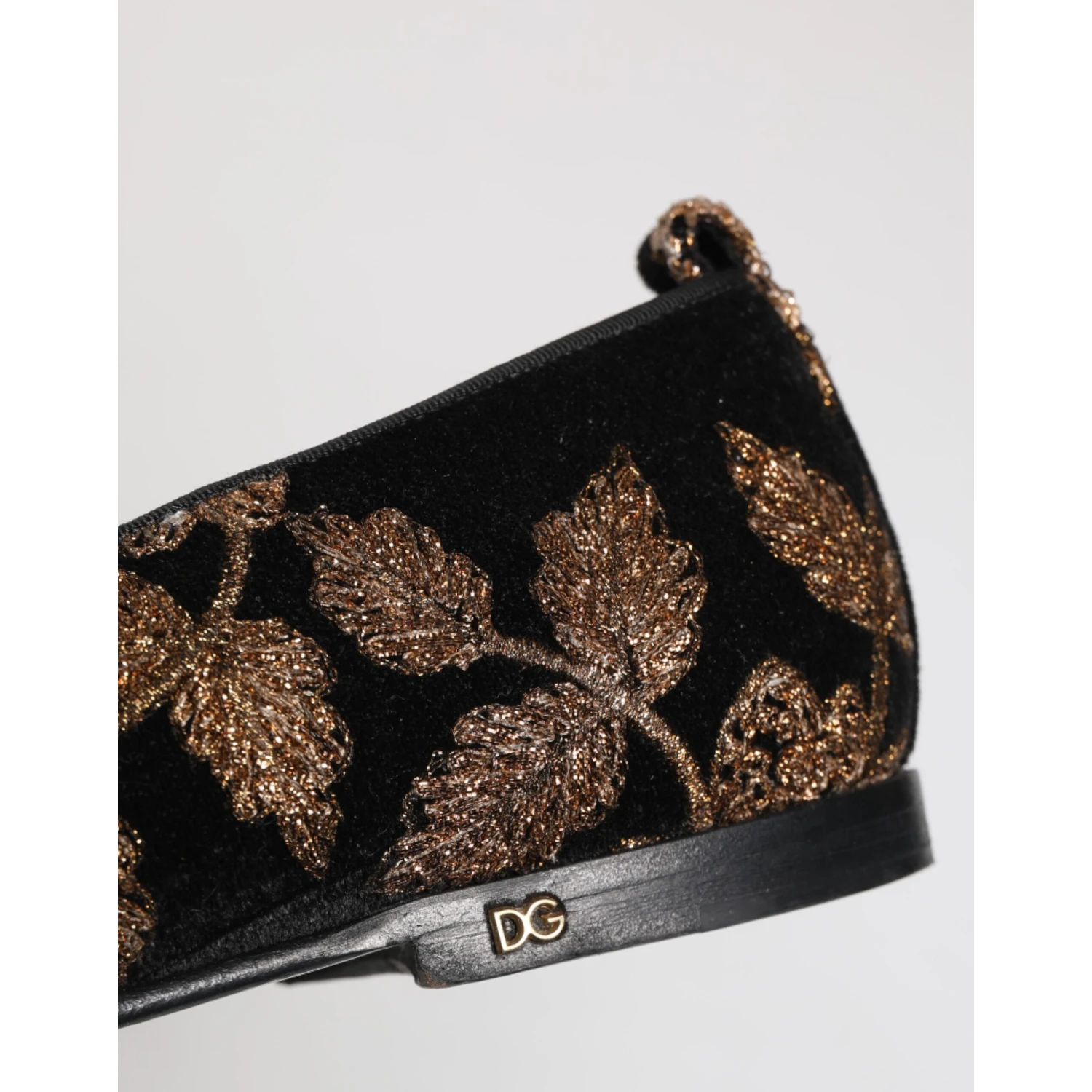 Black Floral Embroidery Men Loafers Shoes