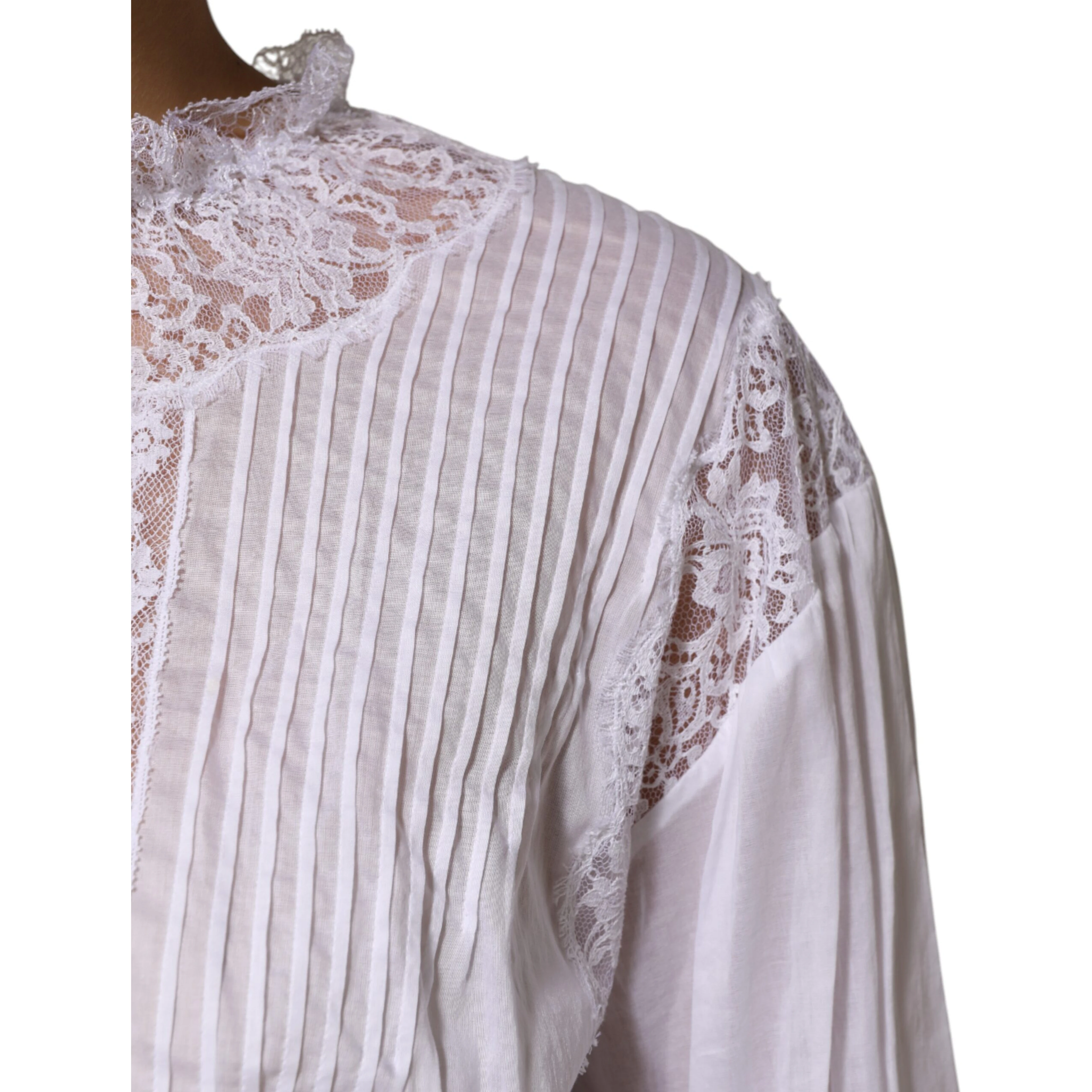 White Cotton Floral Lace Long Sleeves Top