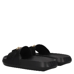 شباشب جلدية سوداء