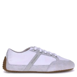 حذاء رياضي أبيض مطاطي منخفض