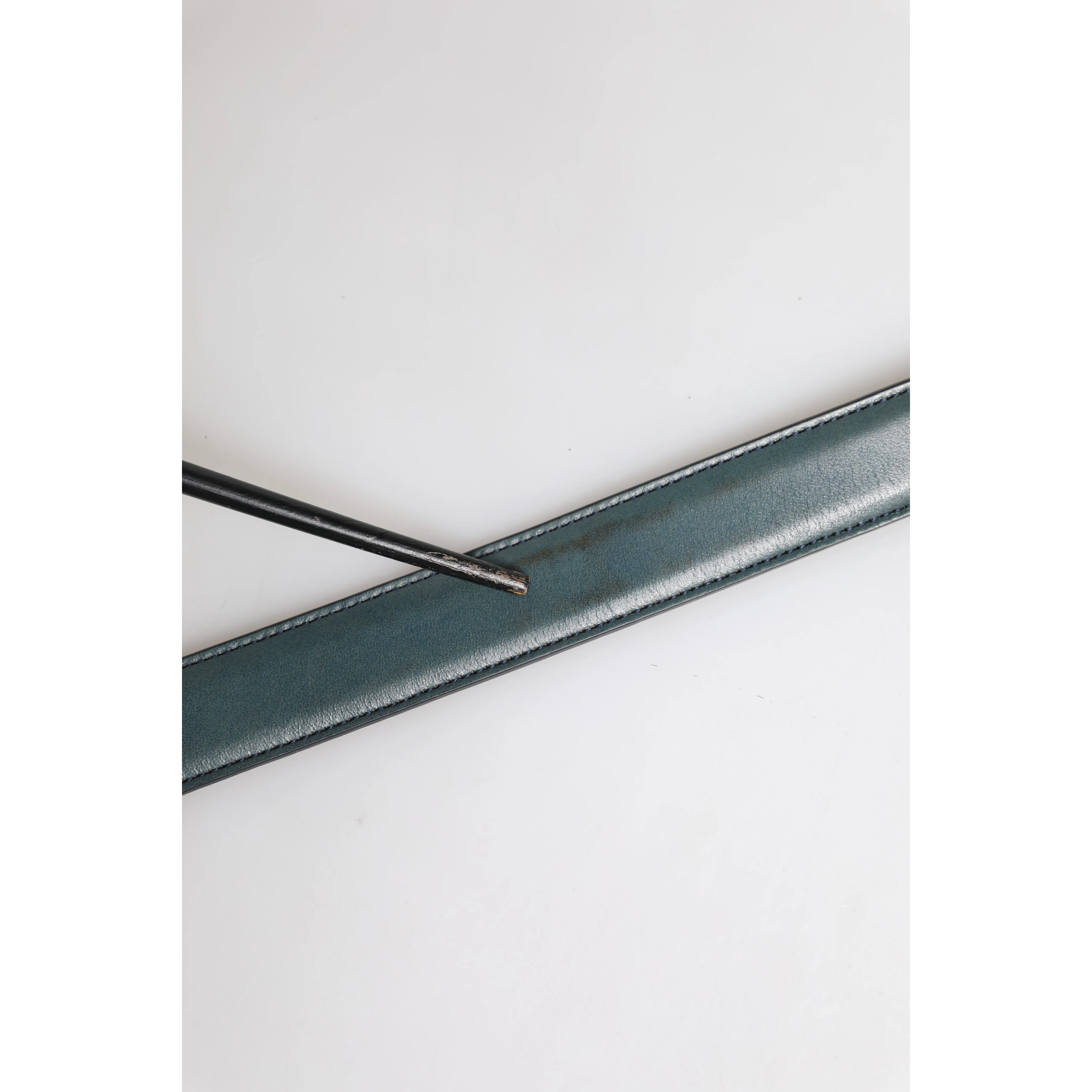 Green Classic Leather Metal Logo Buckle Belt