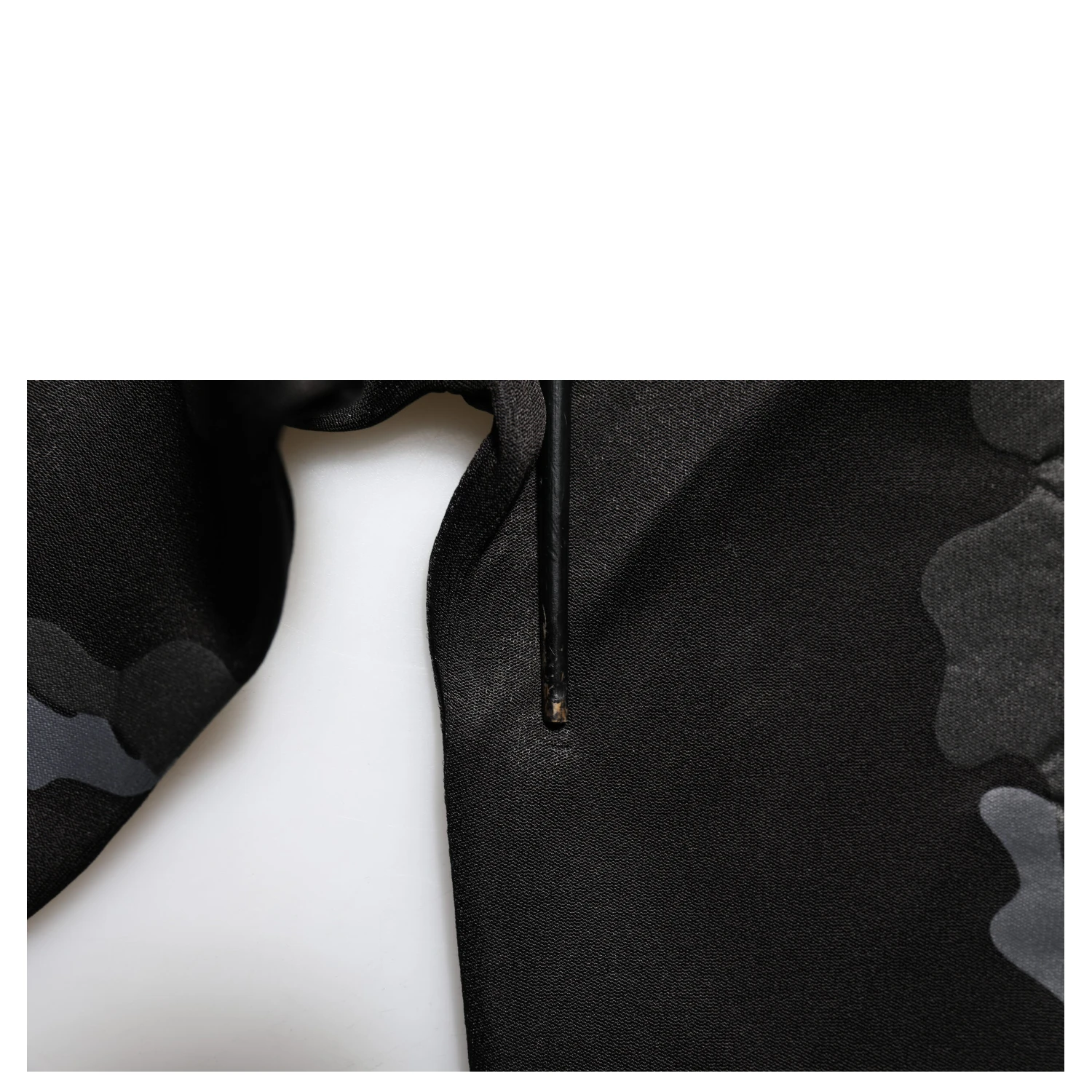 Black Camouflage Pullover Sweatshirt Sweater