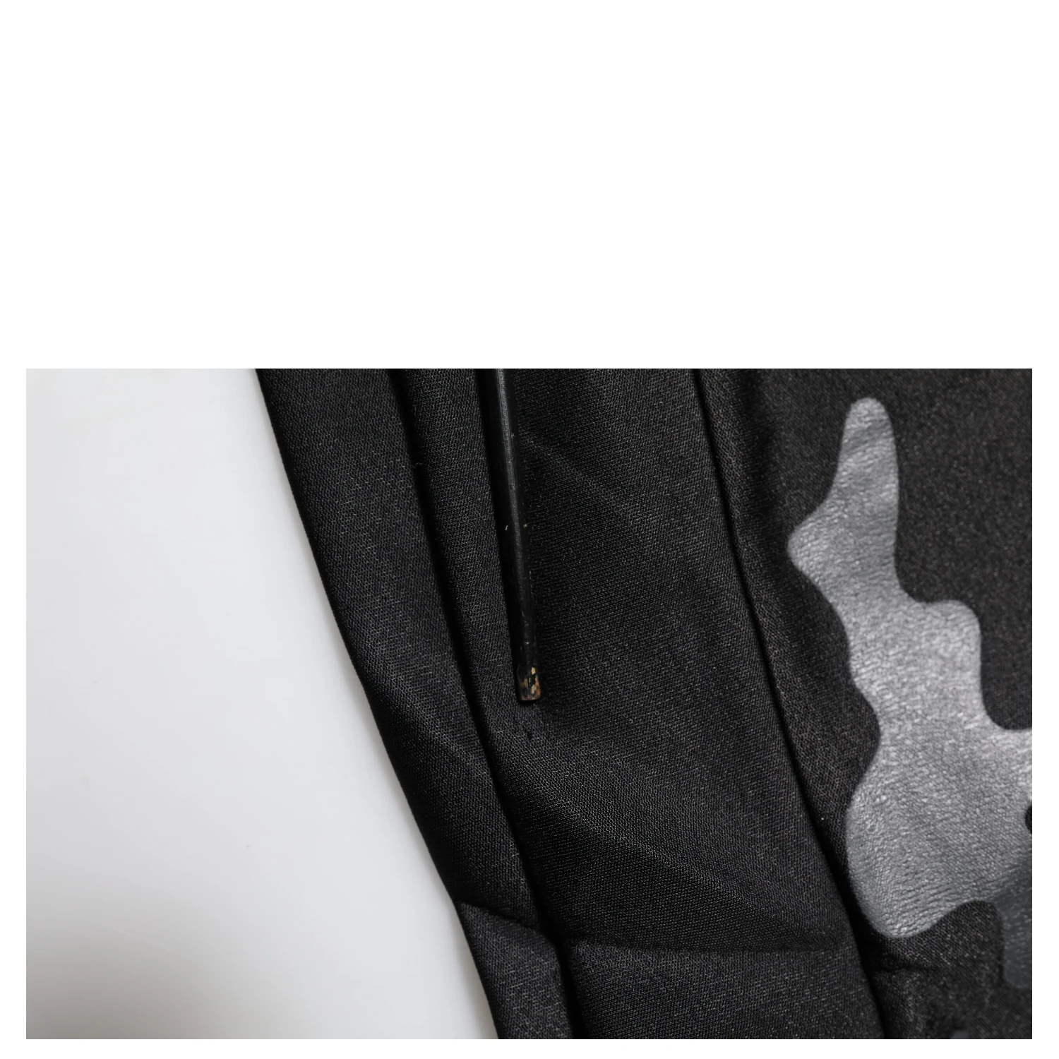 Black Camouflage Pullover Sweatshirt Sweater