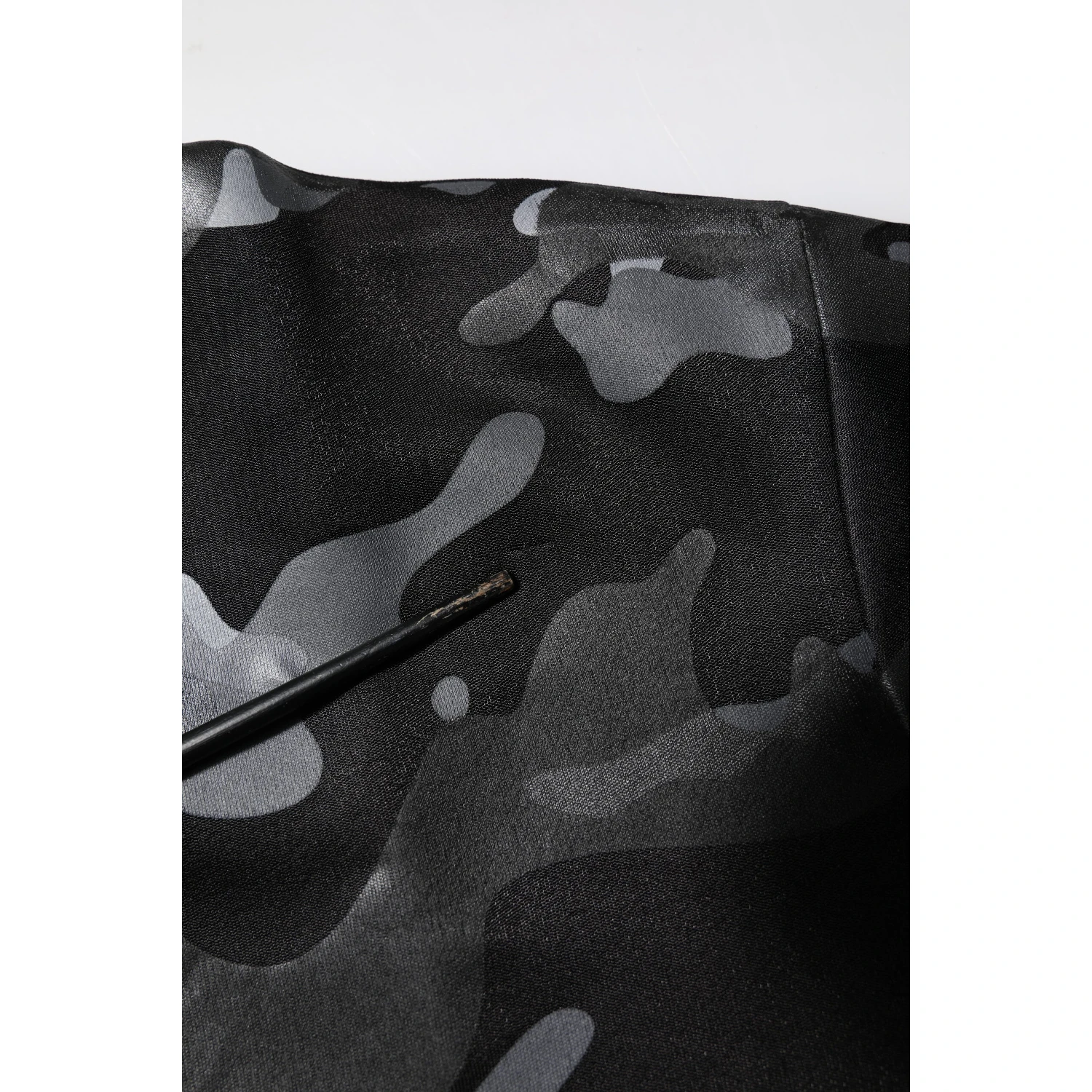 Black Camouflage Pullover Sweatshirt Sweater