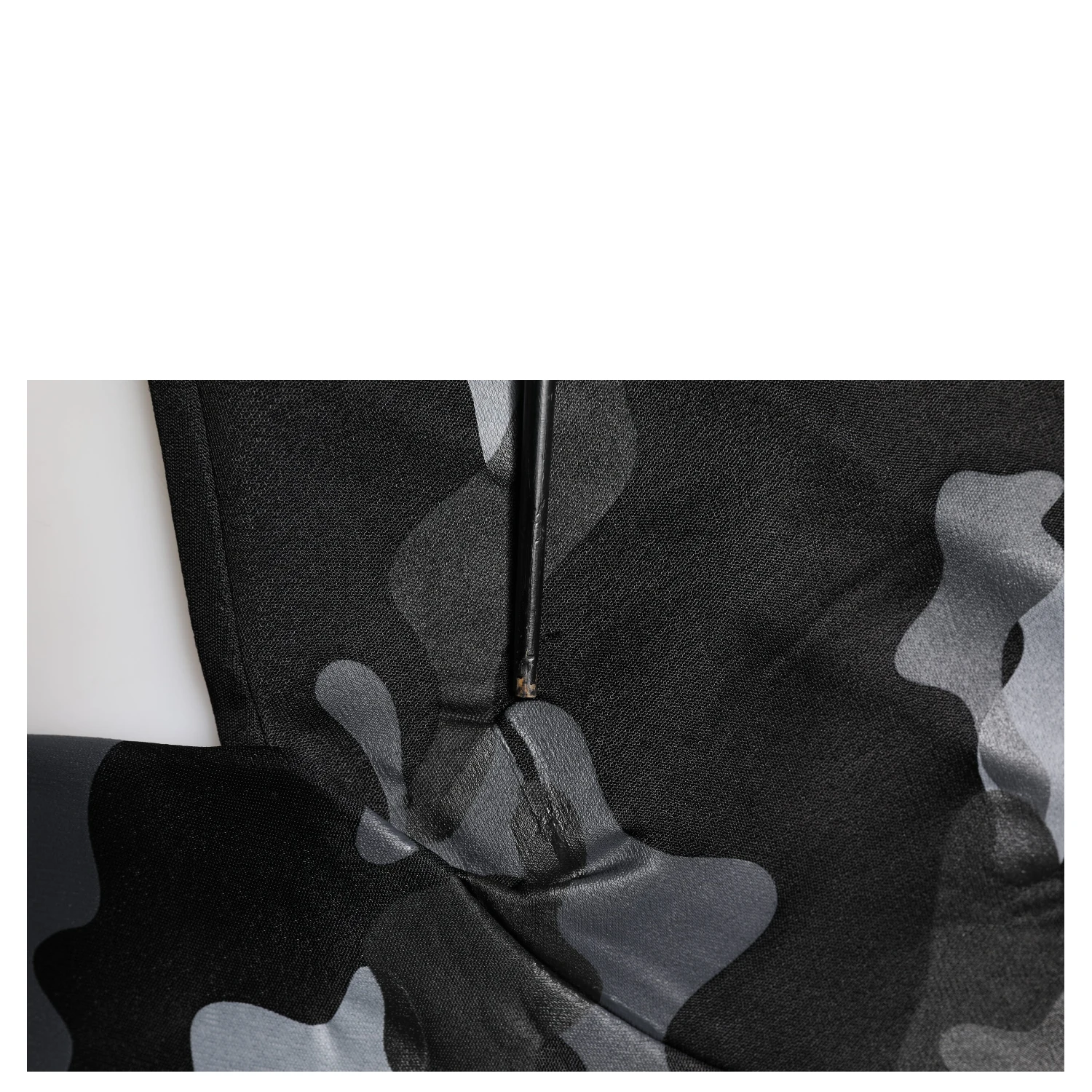 Black Camouflage Pullover Sweatshirt Sweater