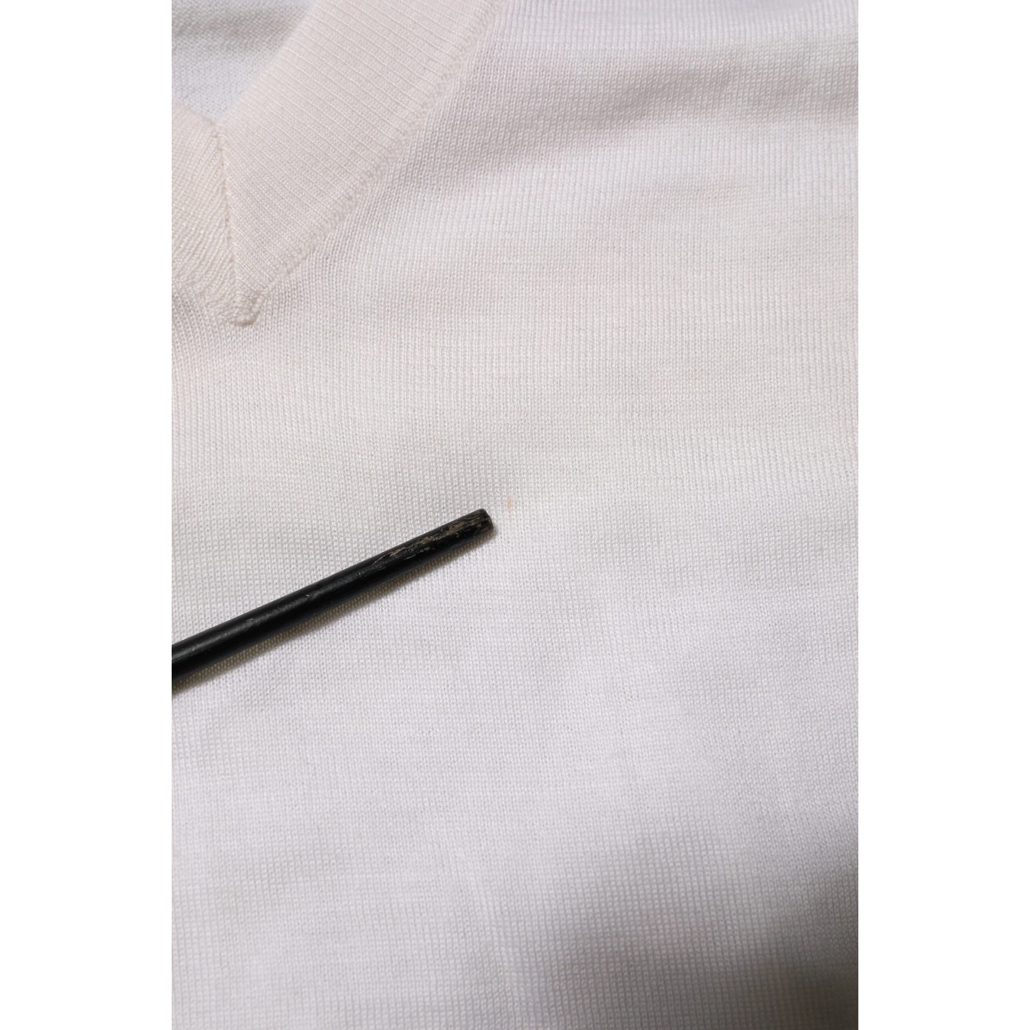 White Cashmere Logo V-neck Pullover Sweater