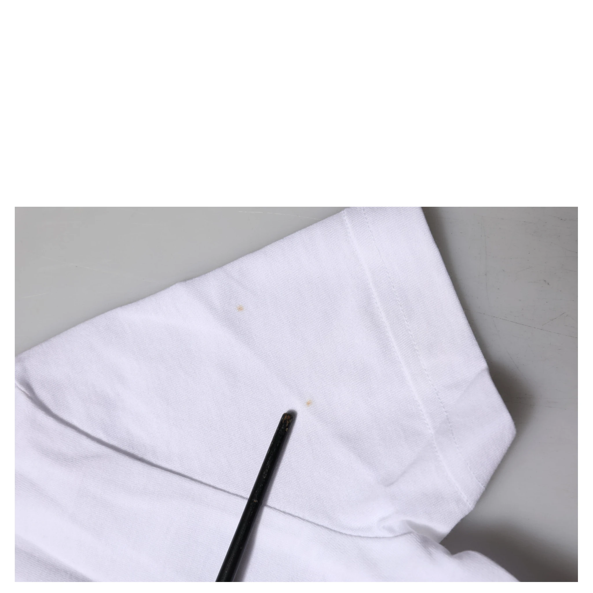 White Cotton Short Sleeves Round Neck T-shirt
