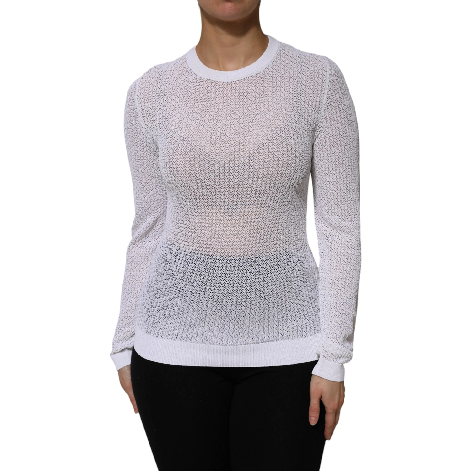 White Round Neck Long Sleeves Pullover Top