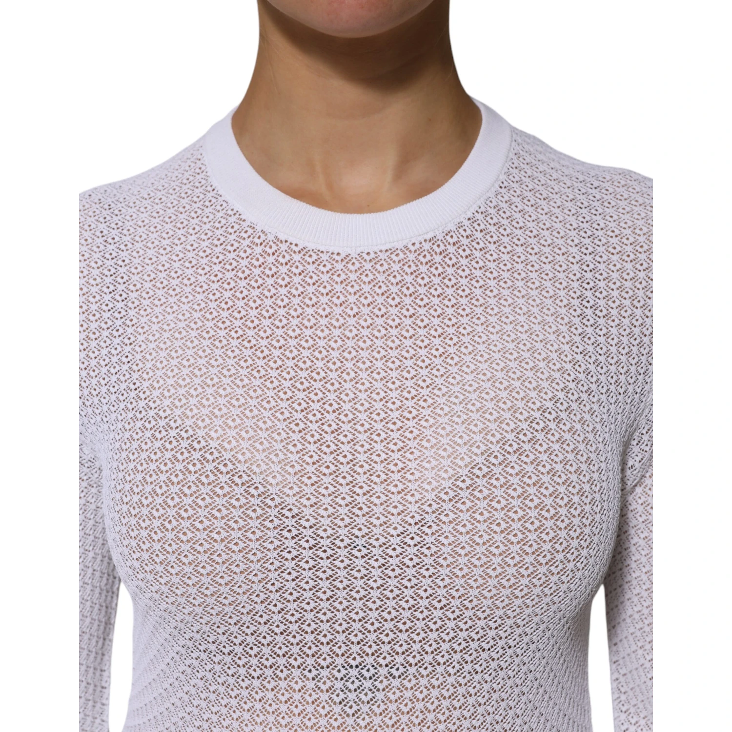 White Round Neck Long Sleeves Pullover Top