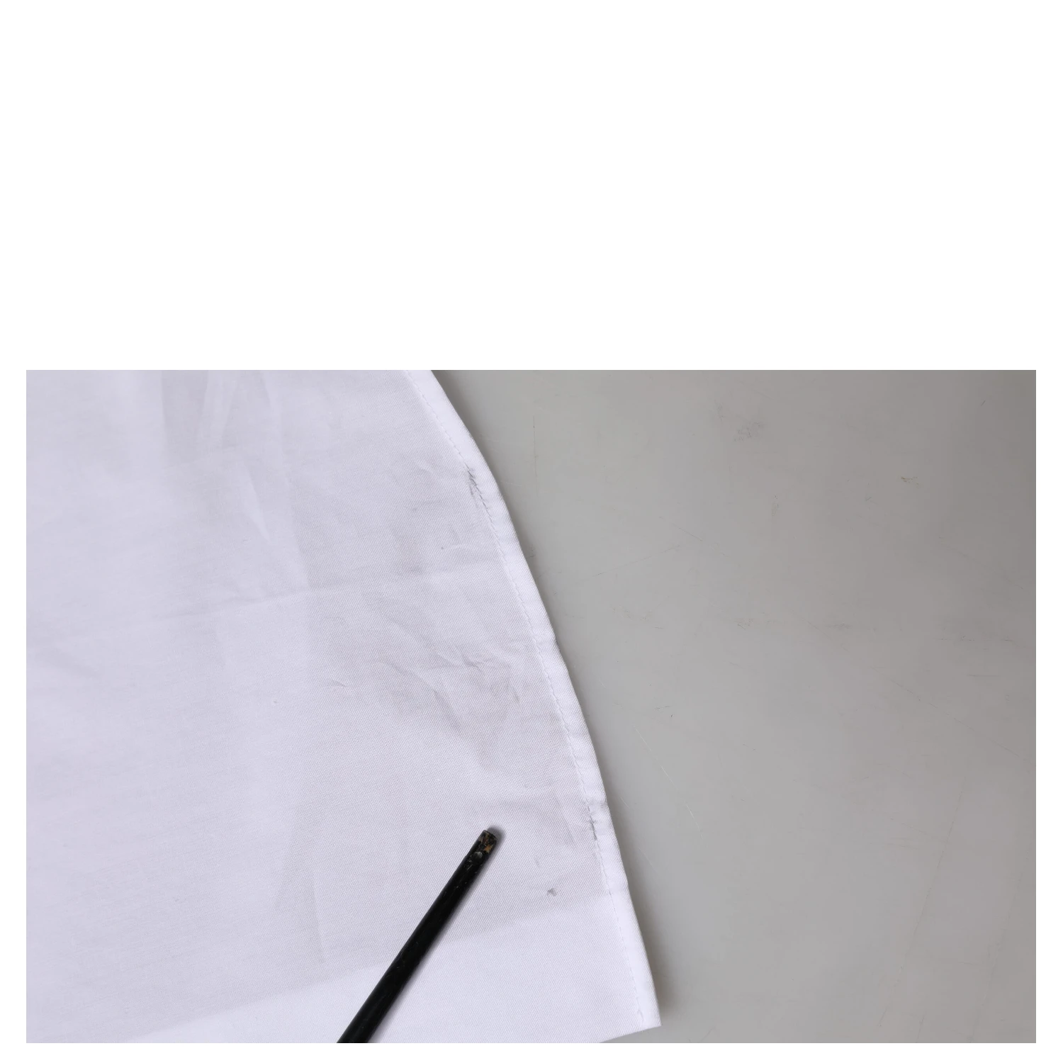 White Cotton Collared Short Sleeves Top