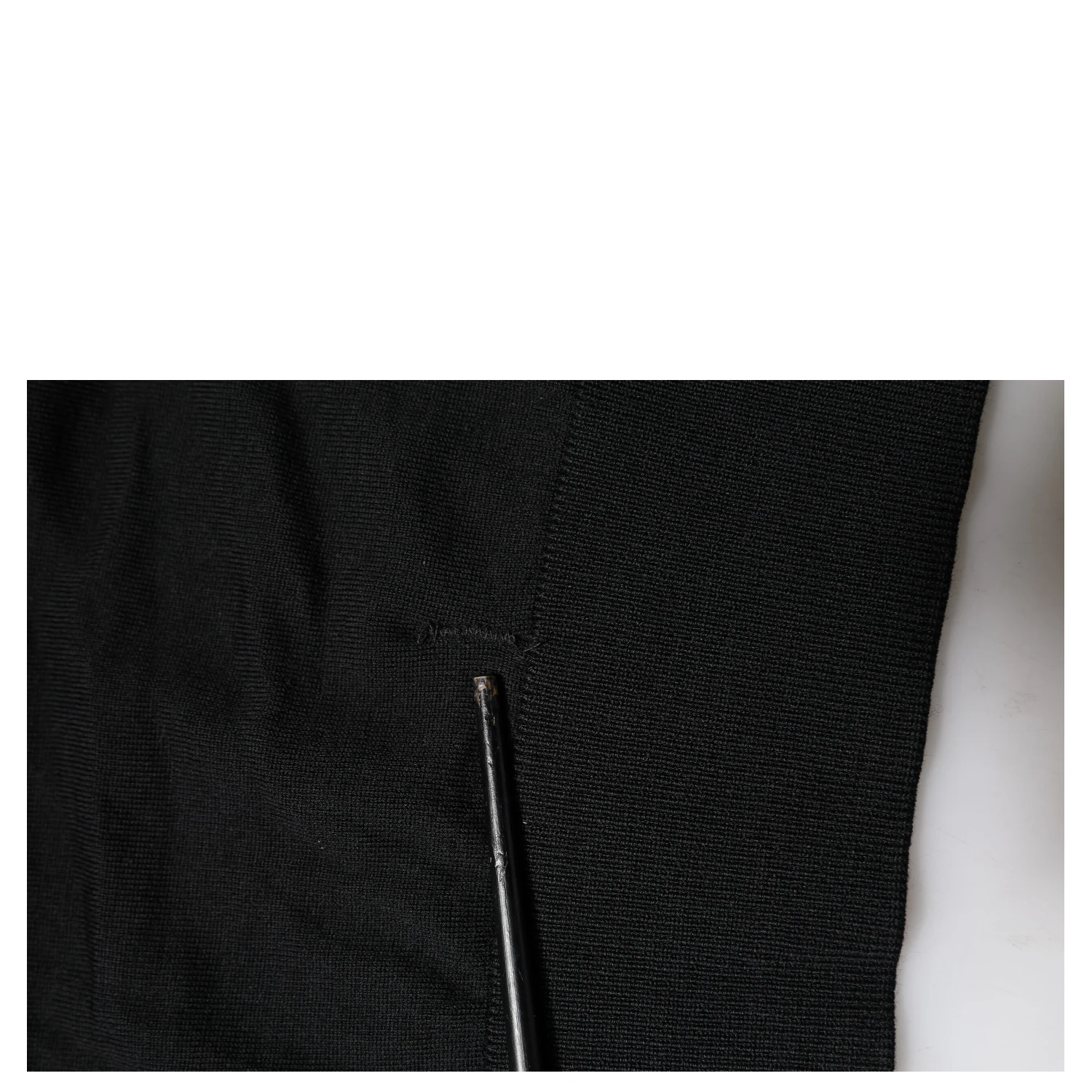 Black Long Sleeve Crew Neck Pullover Sweater