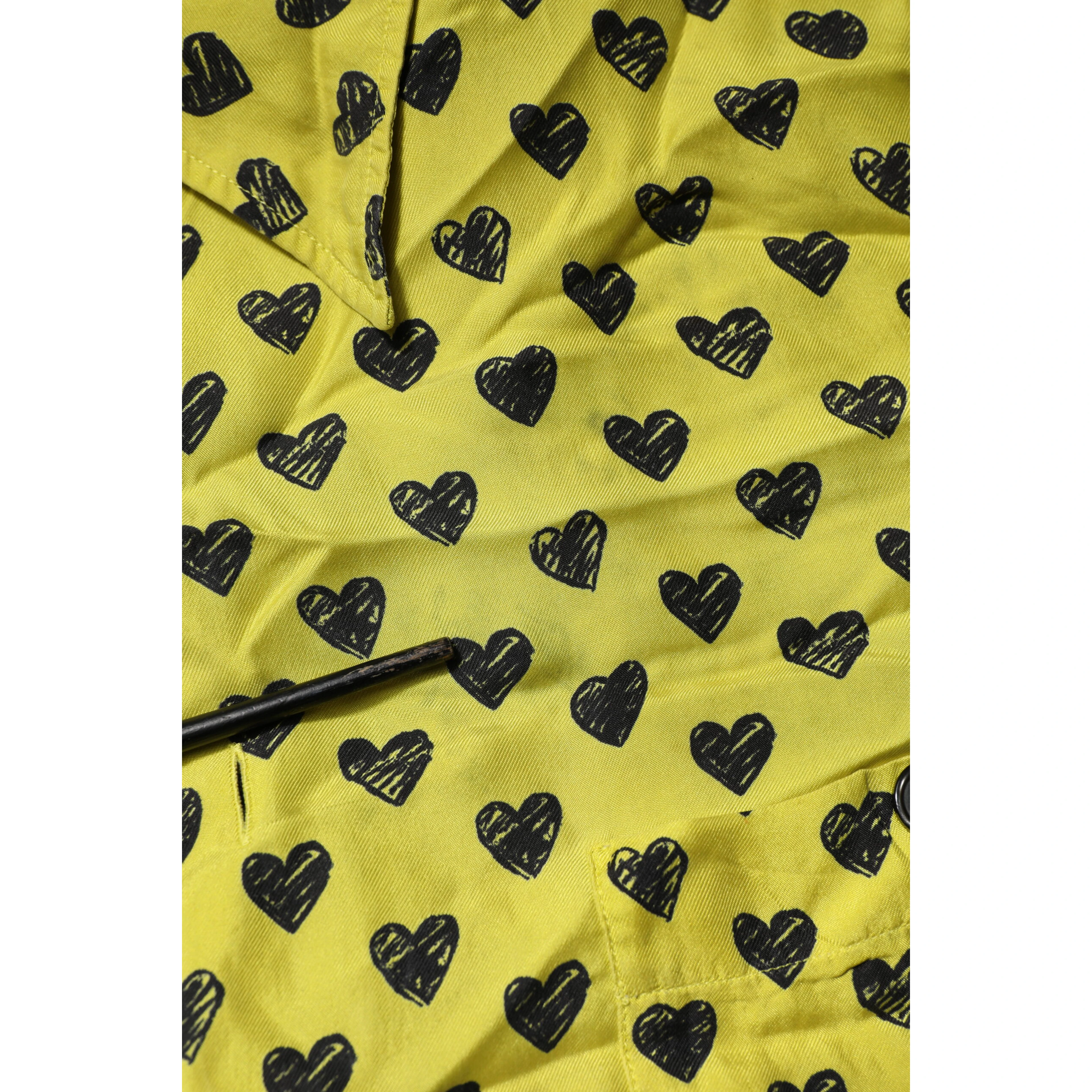 Yellow Heart Short Sleeves Men Casual Shirt
