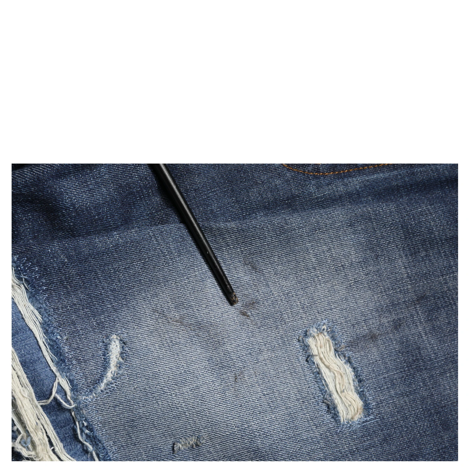 Blue Washed Tattered Cotton Men Jeans