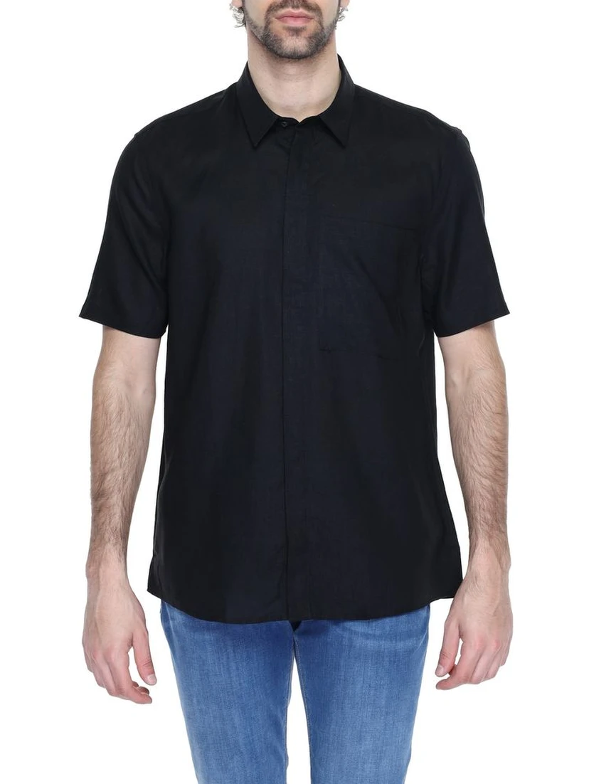 Black Linen Shortsleeve Shirt