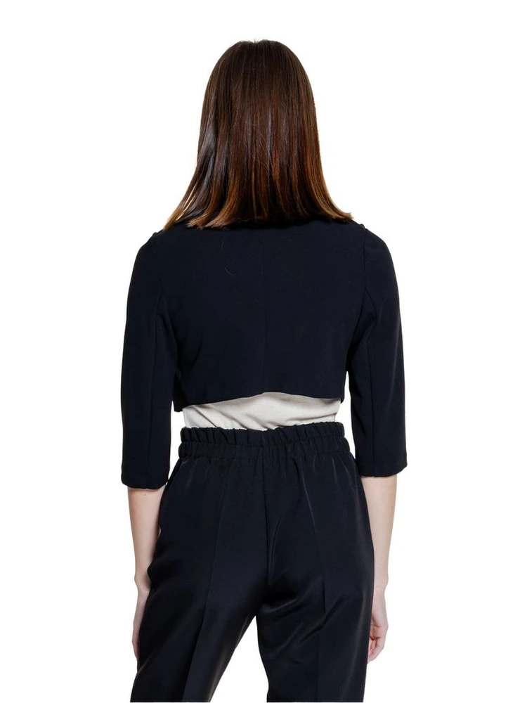 Black Polyester Sleveless Jacket alternative