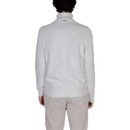 White Cotton Turtleneck