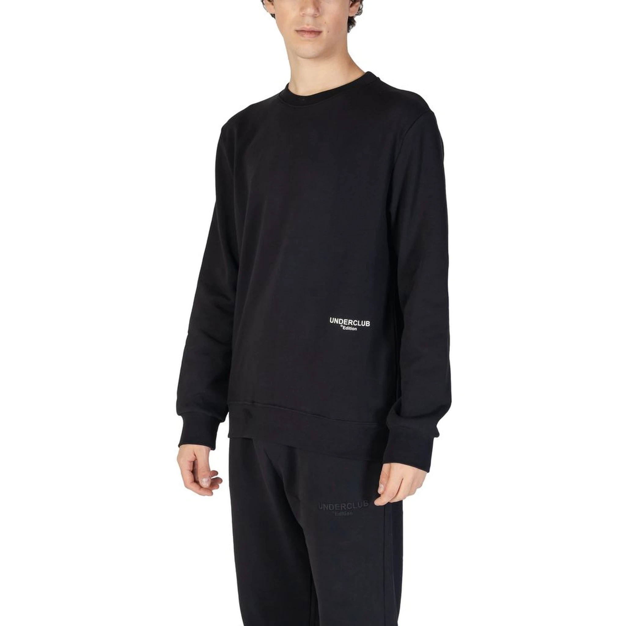 سويت شيرت قطني أسود