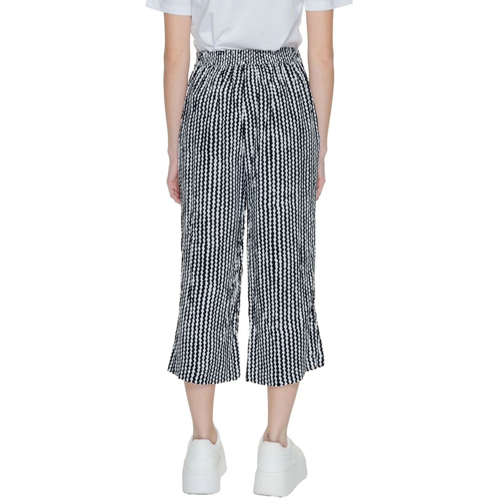 Black Viscose Cropped Pants