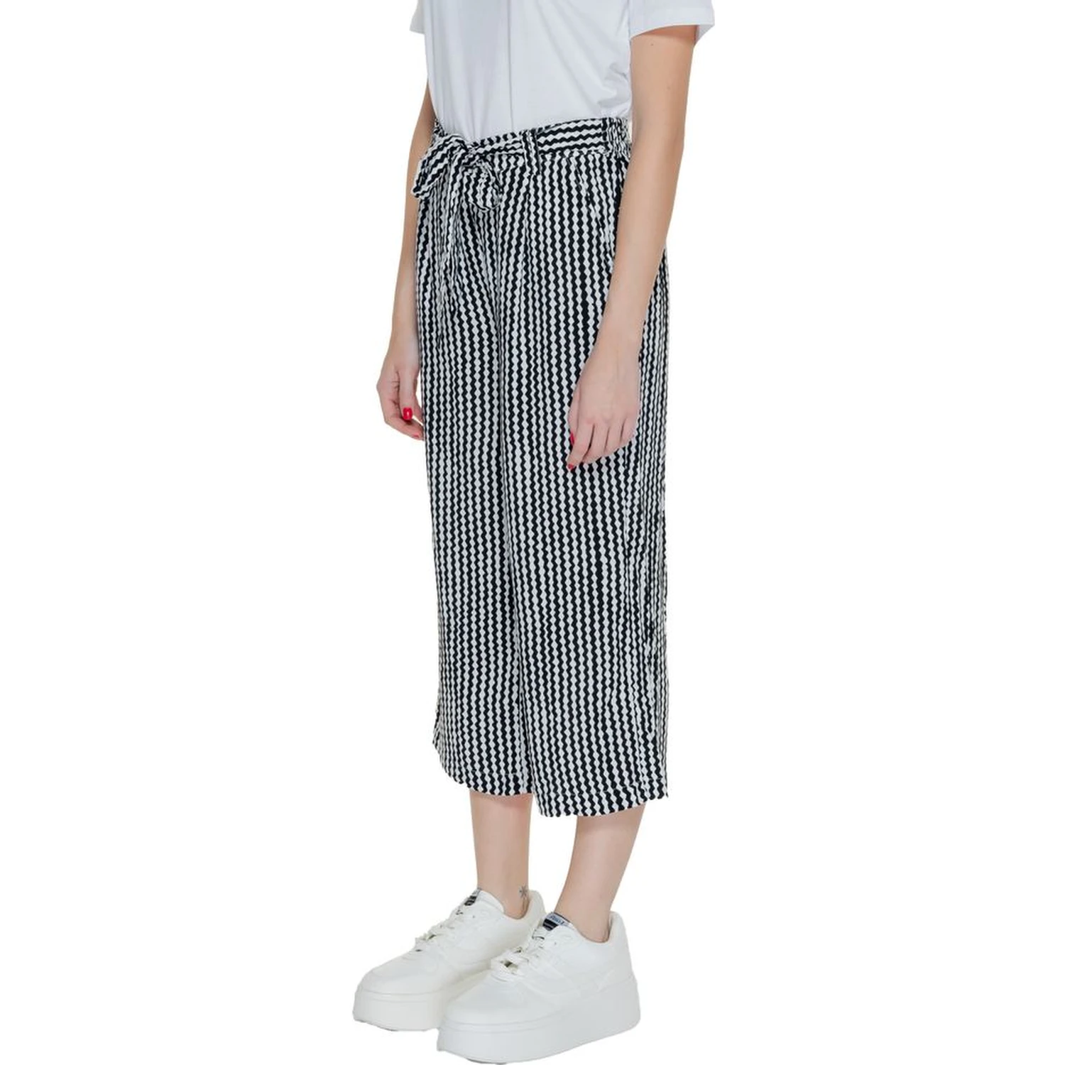 Black Viscose Cropped Pants
