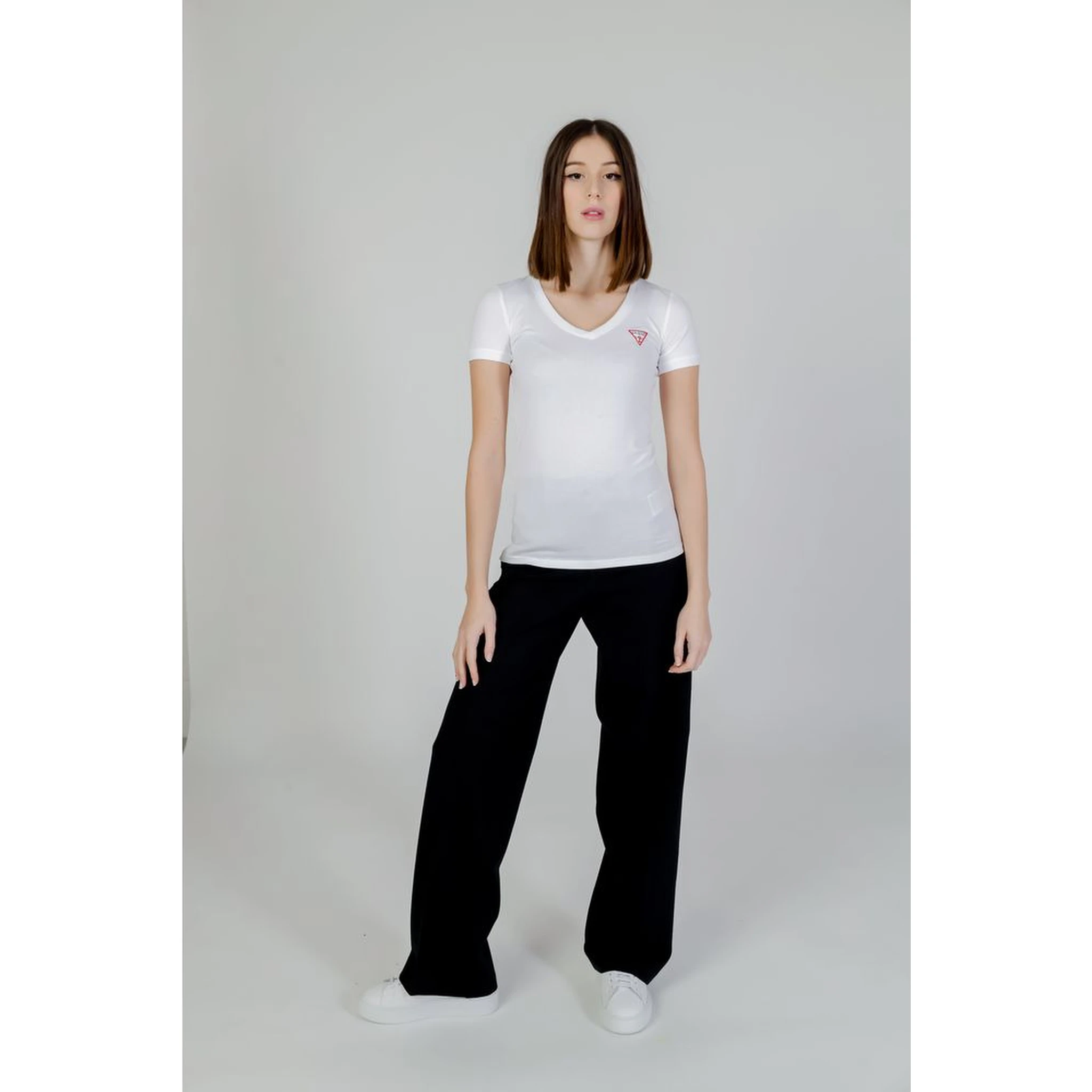 تي شيرت قطني أبيض